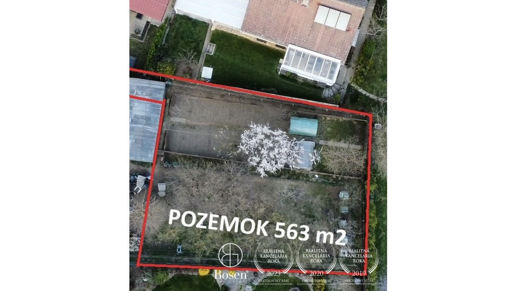 Predaj stavebného pozemku 563 m2 v Ivanke pri Dunaji