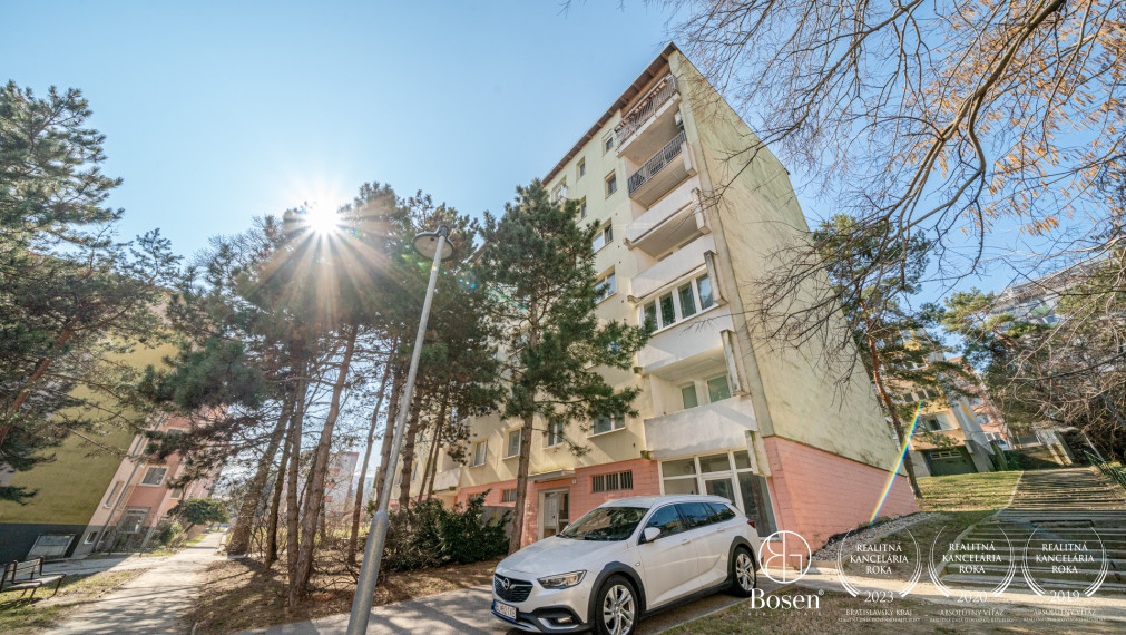 BOSEN | Zariadený 3-izbový byt, Dúbravka - Cabanova ulica