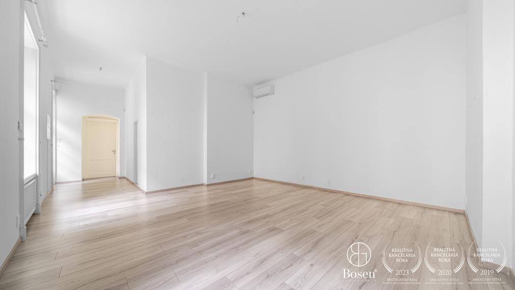 BOSEN | Exclusive 5-room apartment, Gorkého - Motešických Palace