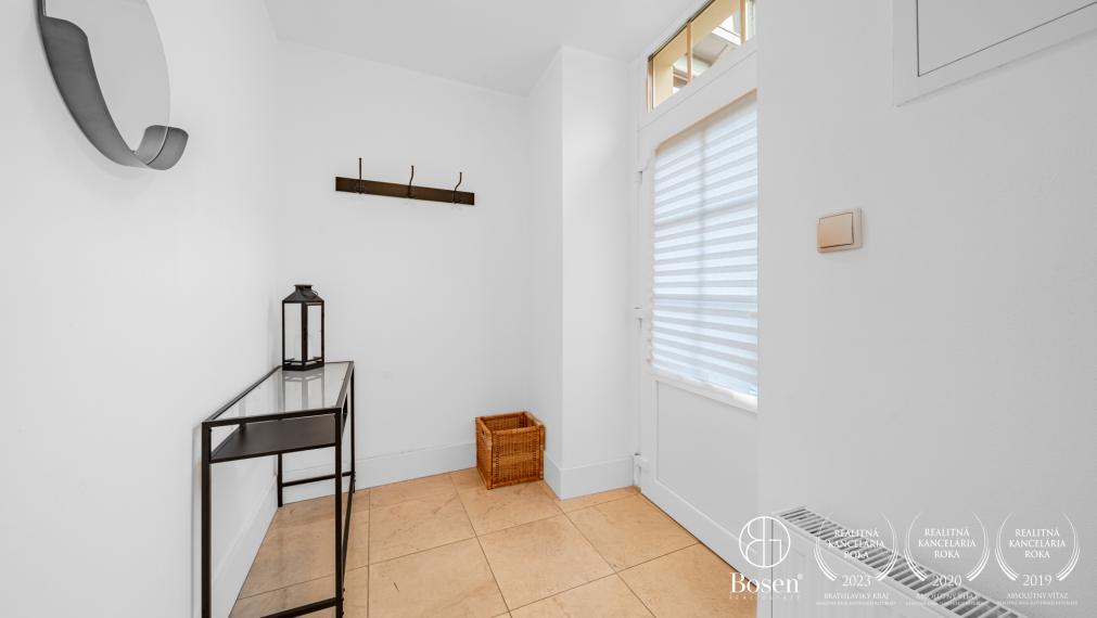 BOSEN | Beautifull, modernly furnished 2-room apartment- Motešických Palace