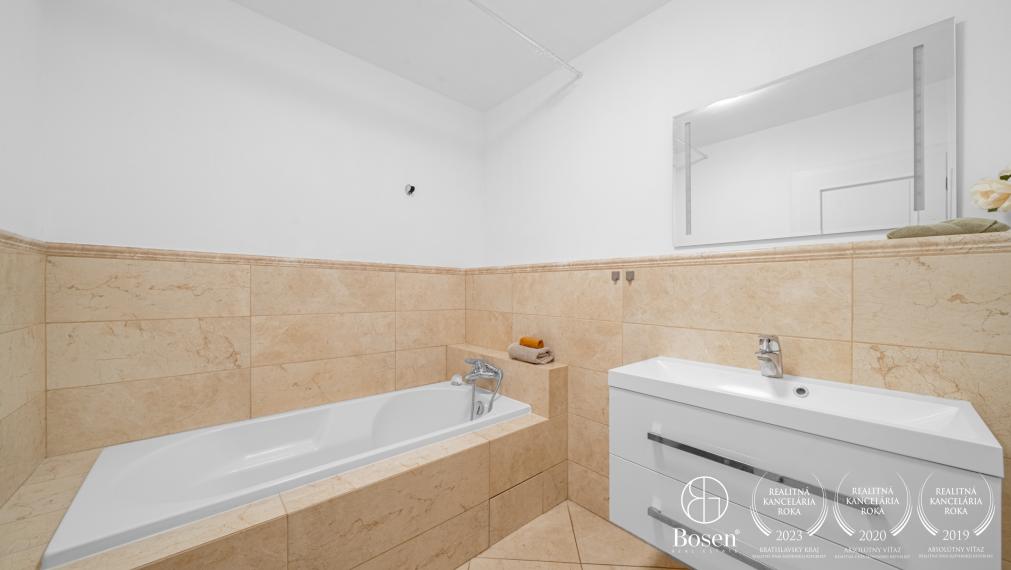 BOSEN | Beautifull, modernly furnished 2-room apartment- Motešických Palace