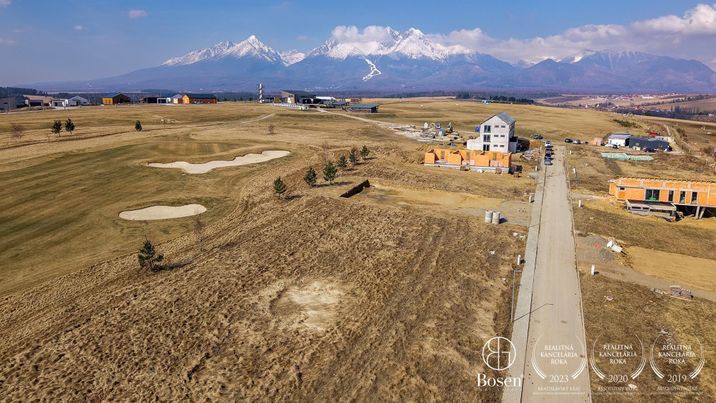 BOSEN| Stavebný pozemok, 701 m2, Malý Slavkov