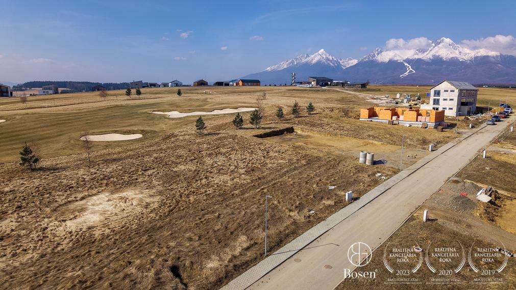 BOSEN| Stavebný pozemok, 701 m2, Malý Slavkov