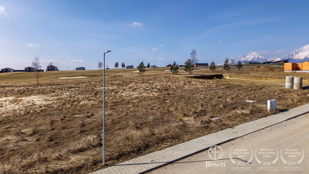 BOSEN| Stavebný pozemok, 701 m2, Malý Slavkov