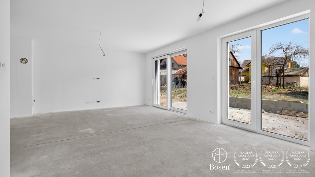 BOSEN | Novostavba 5 izbový dom s garážou, Kostolište