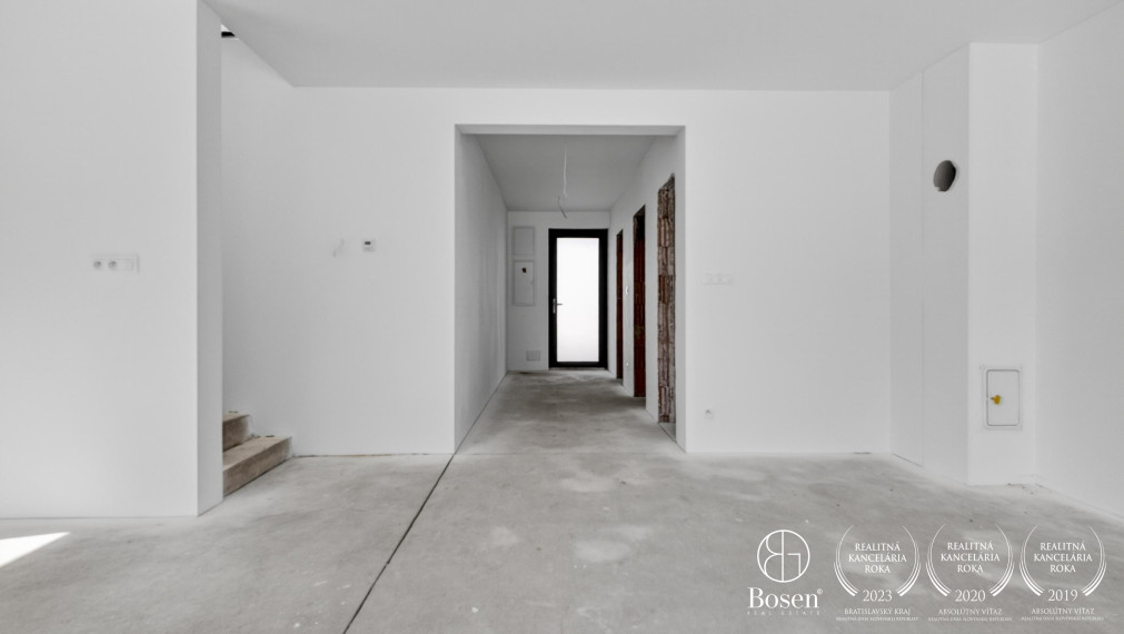 BOSEN | Novostavba 5 izbový dom s garážou, Kostolište