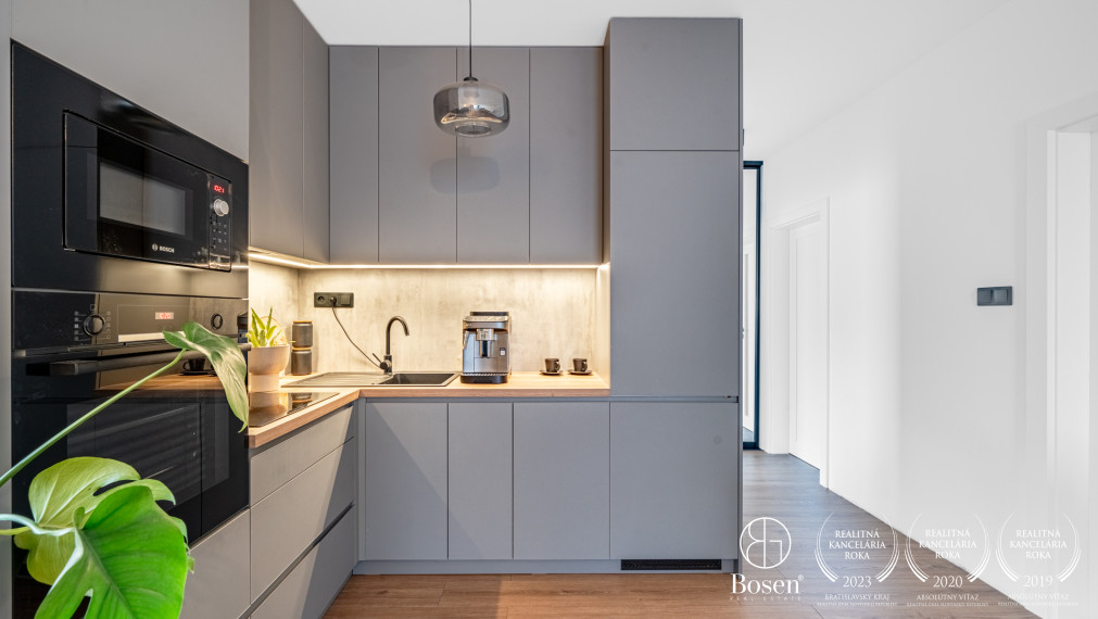 BOSEN |  2-izbový byt so záhradou a parkovacím miestom, 85m2