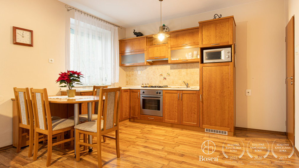 BOSEN | REZERVOVANÉ 4. izbový rodinný dom v obci Amadeho Kračany