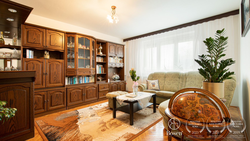 BOSEN | REZERVOVANÉ 4. izbový rodinný dom v obci Amadeho Kračany