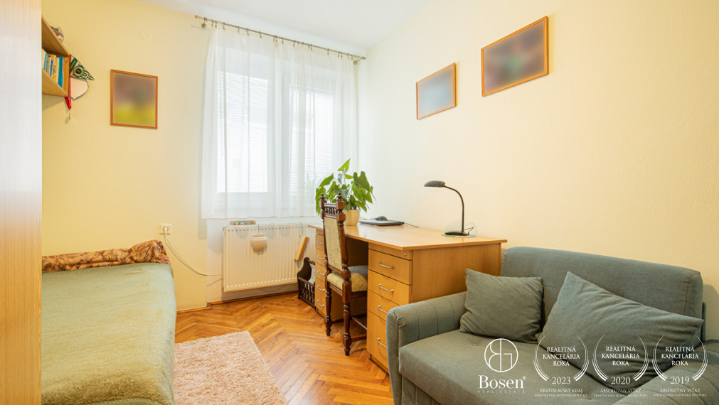 BOSEN | REZERVOVANÉ 4. izbový rodinný dom v obci Amadeho Kračany