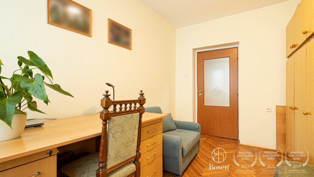 BOSEN | REZERVOVANÉ 4. izbový rodinný dom v obci Amadeho Kračany