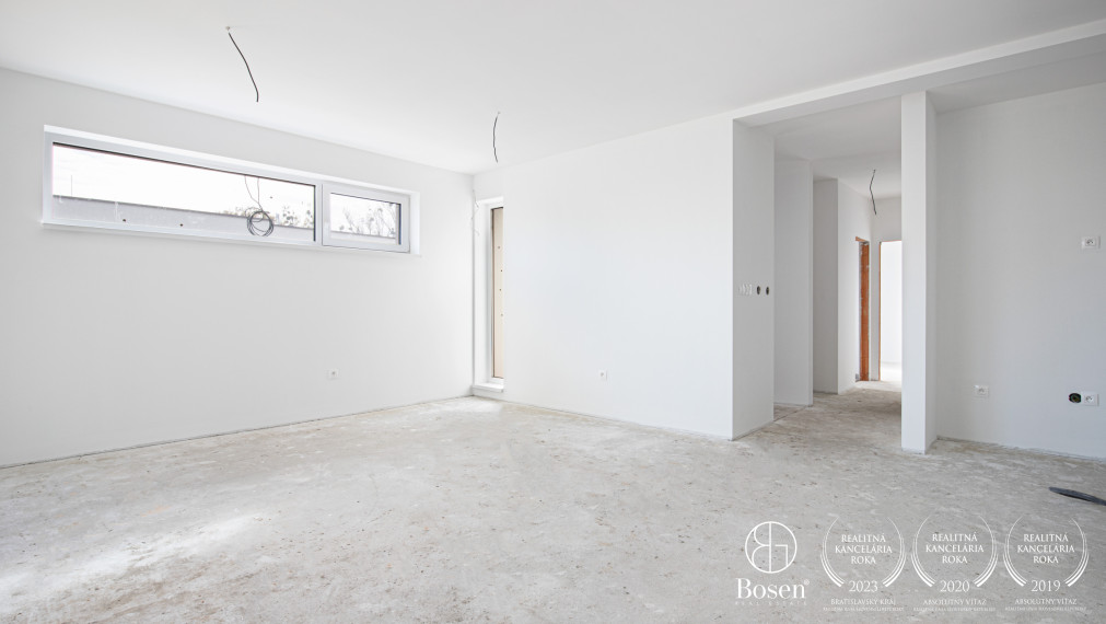 BOSEN | Rodinný dom s dvoma bytovými jednotkami s TEPELNÝM ČERPADLOM V CENE, Dunajský Klátov