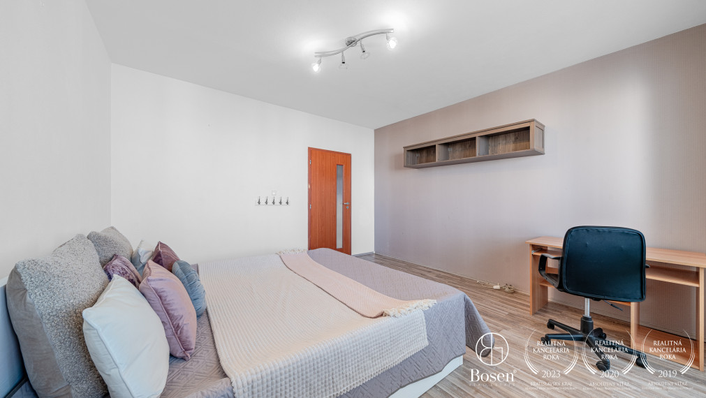 BOSEN | 3- izbový priestranný byt, Beňadická ulica - Petržalka, 74 m2, dve lodžie