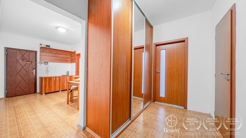 BOSEN | 3- izbový priestranný byt, Beňadická ulica - Petržalka, 74 m2, dve lodžie