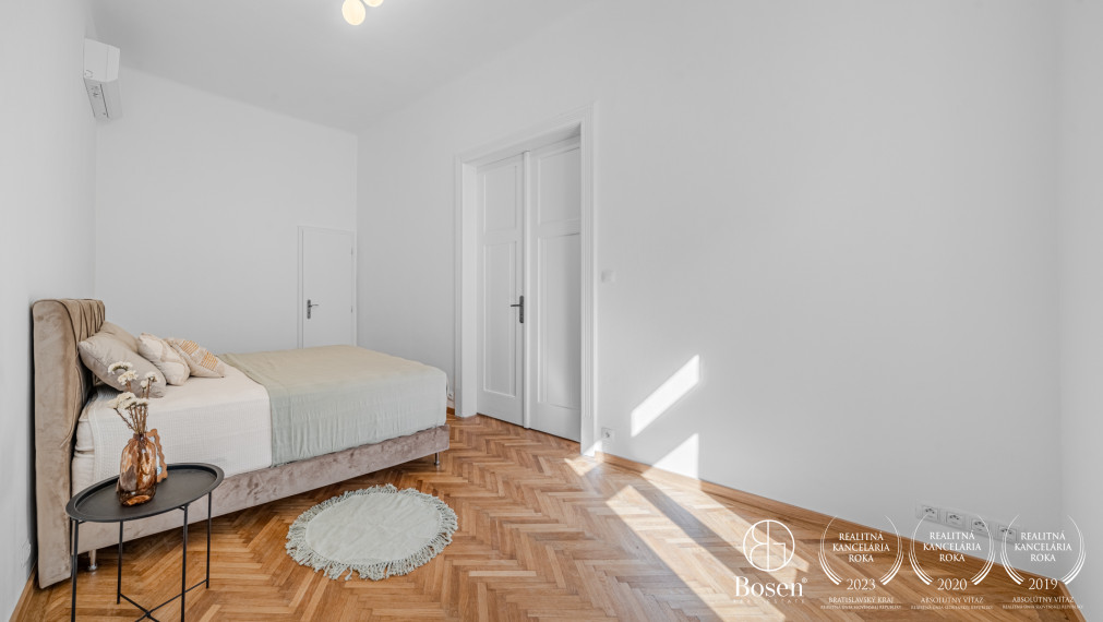 BOSEN | Veľkometrážny 4,5 izbový byt na Heydukovej ulici, Bratislava - Staré mesto