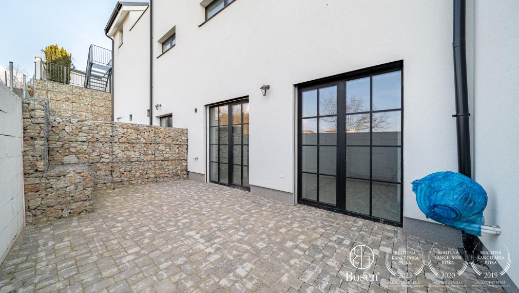 BOSEN| 4-izbový neobyčajný byt v projekte Vila Sandberg