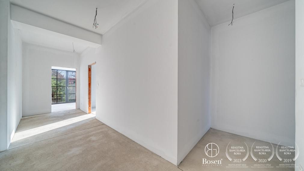 BOSEN| 4-izbový neobyčajný byt v projekte Vila Sandberg