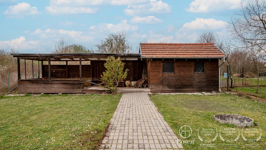 BOSEN | Rodinný dom s wellness a podnikateľským priestorom, Veľké Bielice, 521 m2