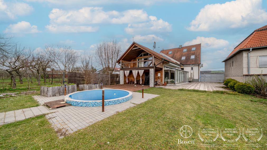 BOSEN | Rodinný dom s wellness a podnikateľským priestorom, Veľké Bielice, 521 m2