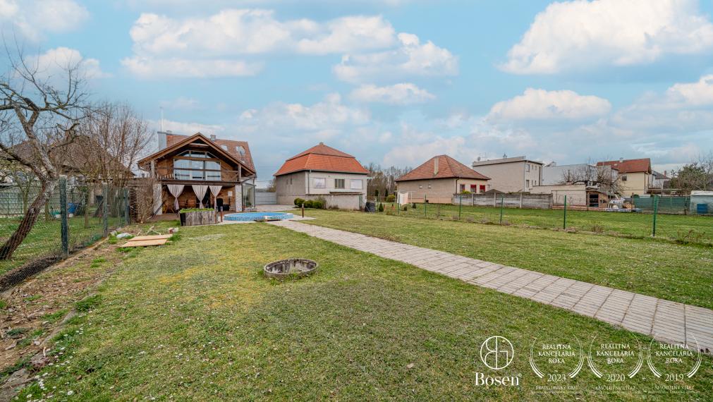 BOSEN | Rodinný dom s wellness a podnikateľským priestorom, Veľké Bielice, 521 m2