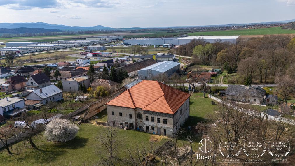 BOSEN | Historický kaštiel s parkom, Malé Bielice, 6.000 m2