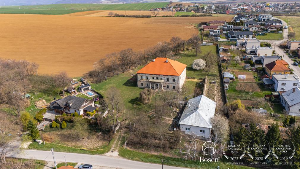 BOSEN | Historický kaštiel s parkom, Malé Bielice, 6.000 m2