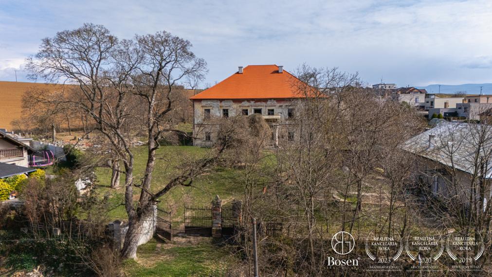 BOSEN | Historický kaštiel s parkom, Malé Bielice, 6.000 m2