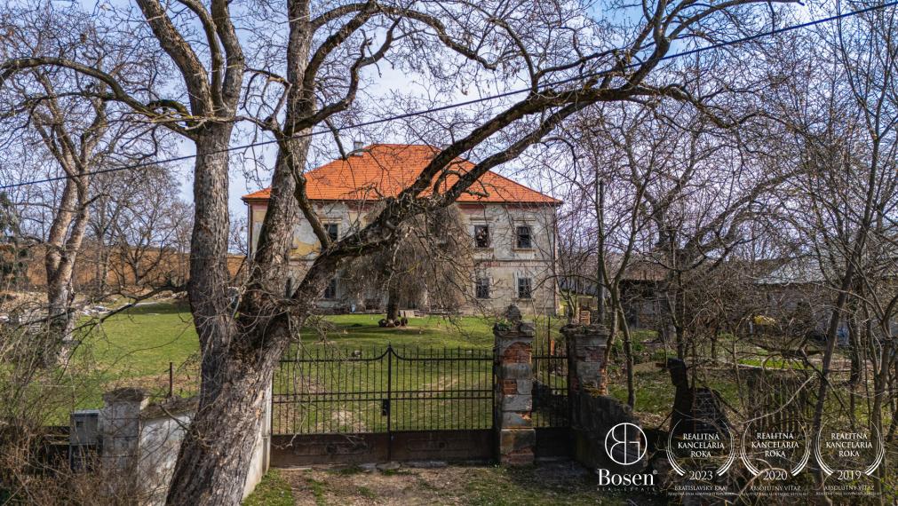 BOSEN | Historický kaštiel s parkom, Malé Bielice, 6.000 m2