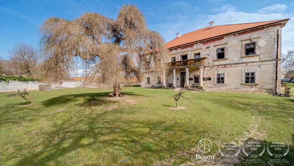 BOSEN | Historický kaštiel s parkom, Malé Bielice, 6.000 m2