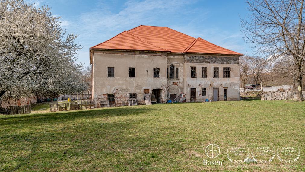 BOSEN | Historický kaštiel s parkom, Malé Bielice, 6.000 m2