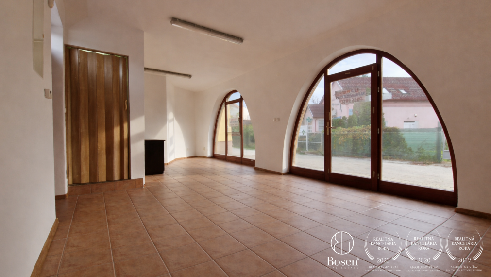 BOSEN | Investičná príležitosť: obchod a apartmán, DS, 79 m2