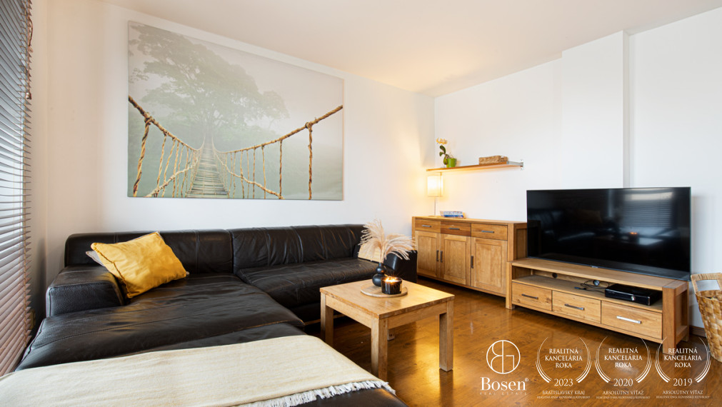 BOSEN | 5 IZBOVÝ RODINNÝ DOM S VEĽKOU ZÁHRADOU, HORNÉ SALIBY