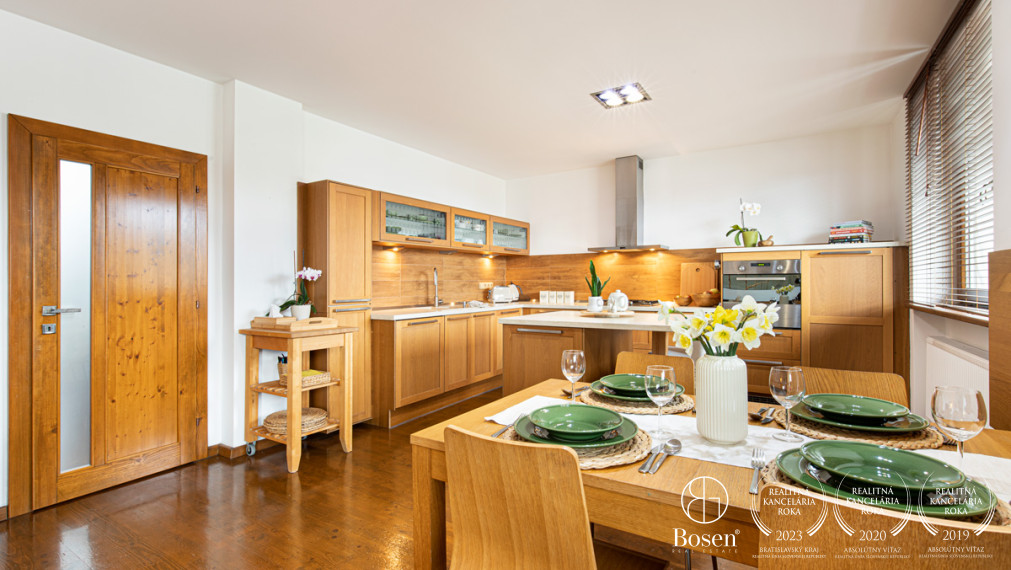 BOSEN | 5 IZBOVÝ RODINNÝ DOM S VEĽKOU ZÁHRADOU, HORNÉ SALIBY