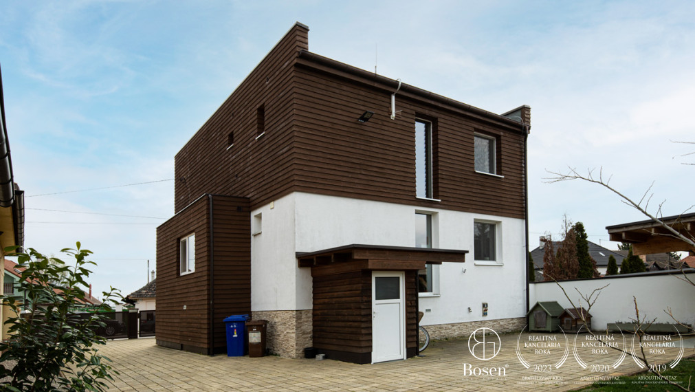 BOSEN | 5 IZBOVÝ RODINNÝ DOM S VEĽKOU ZÁHRADOU, HORNÉ SALIBY