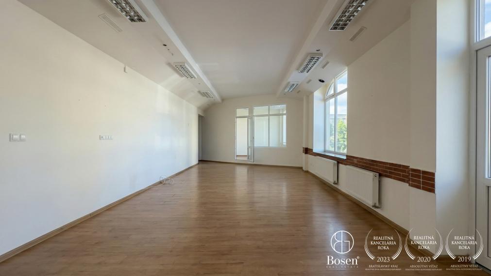 BOSEN | Na prenájom priestor v meste Dunajská Streda - TOP