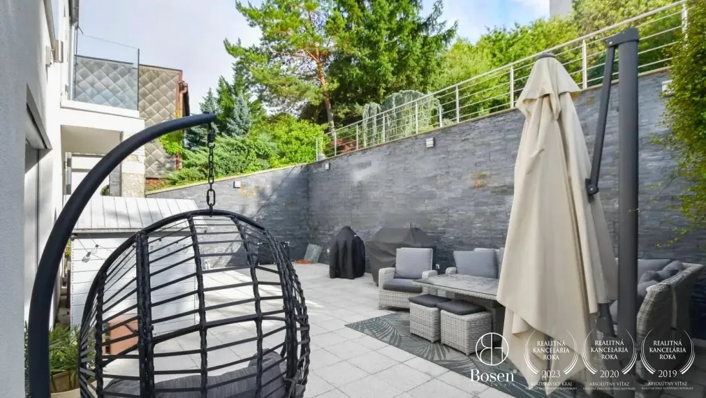 Prenájom nadštandardného 5-izbového rodinného domu s bazénom