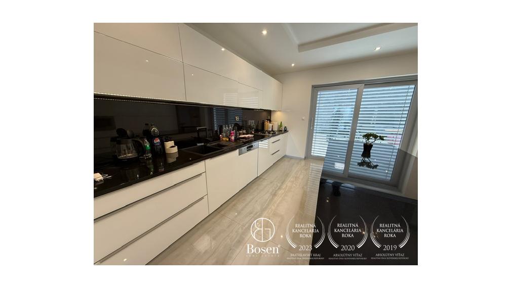 Prenájom nadštandardného 5-izbového rodinného domu s bazénom