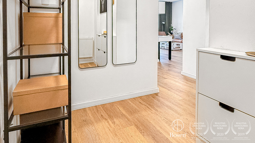 BOSEN | 2-izbový kompletne zariadený byt, Zvolen- RIVER