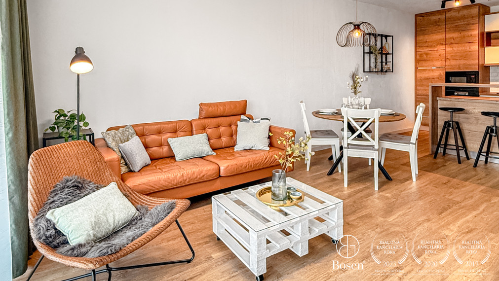 BOSEN | 2-izbový kompletne zariadený byt, Zvolen- RIVER