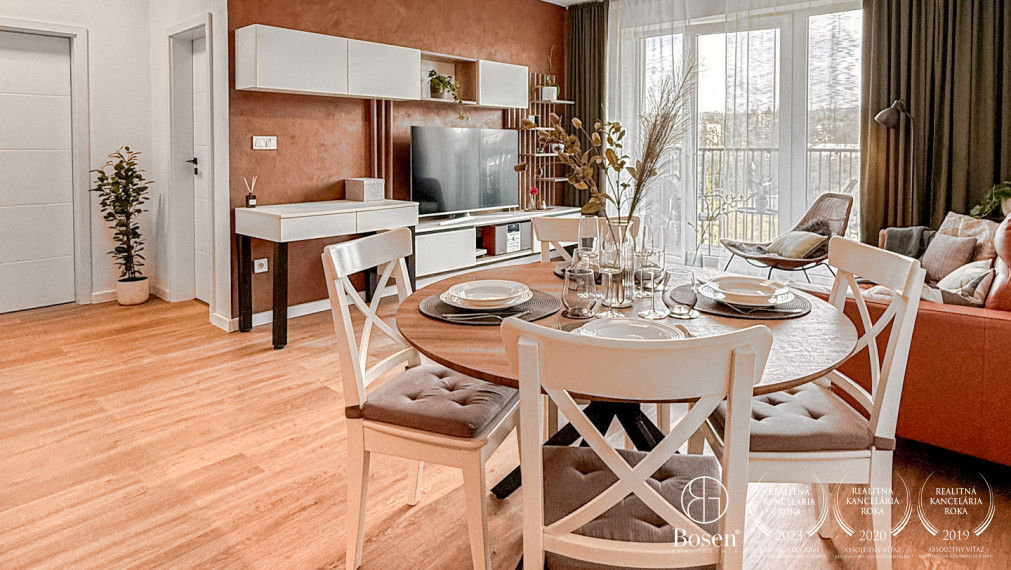 BOSEN | 2-izbový kompletne zariadený byt, Zvolen- RIVER