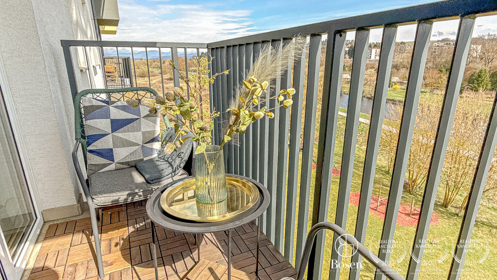 BOSEN | 2-izbový kompletne zariadený byt, Zvolen- RIVER