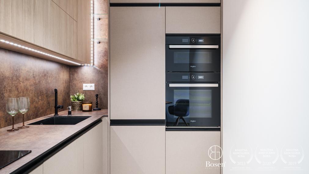 BOSEN | Kompletne zariadený 1,5- izbový byt s garážovým miestom, METROPOLIS - Staré Mesto