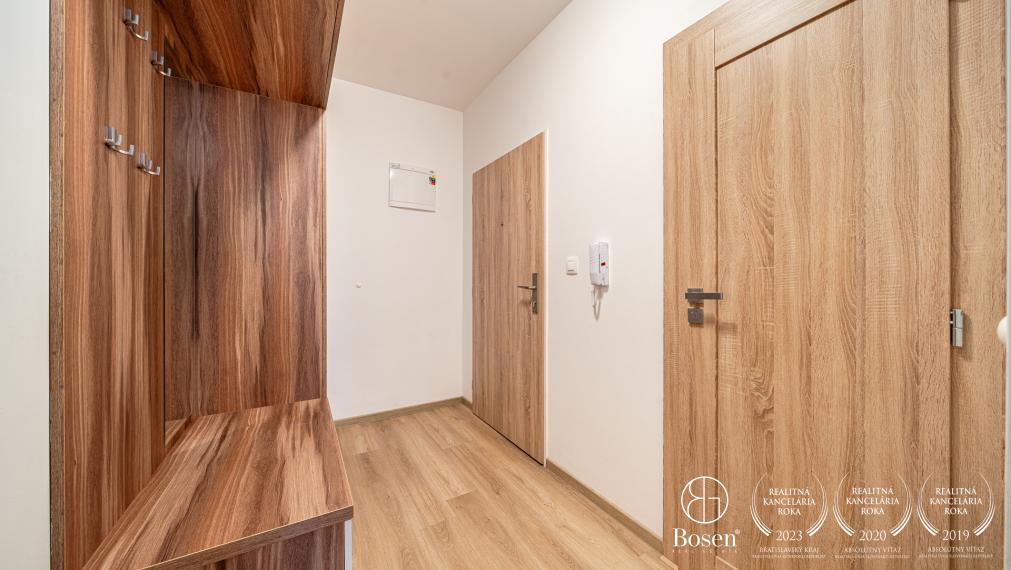 BOSEN | Prenájom 2 izbového bytu s balkónom a parkovaním, Skalica