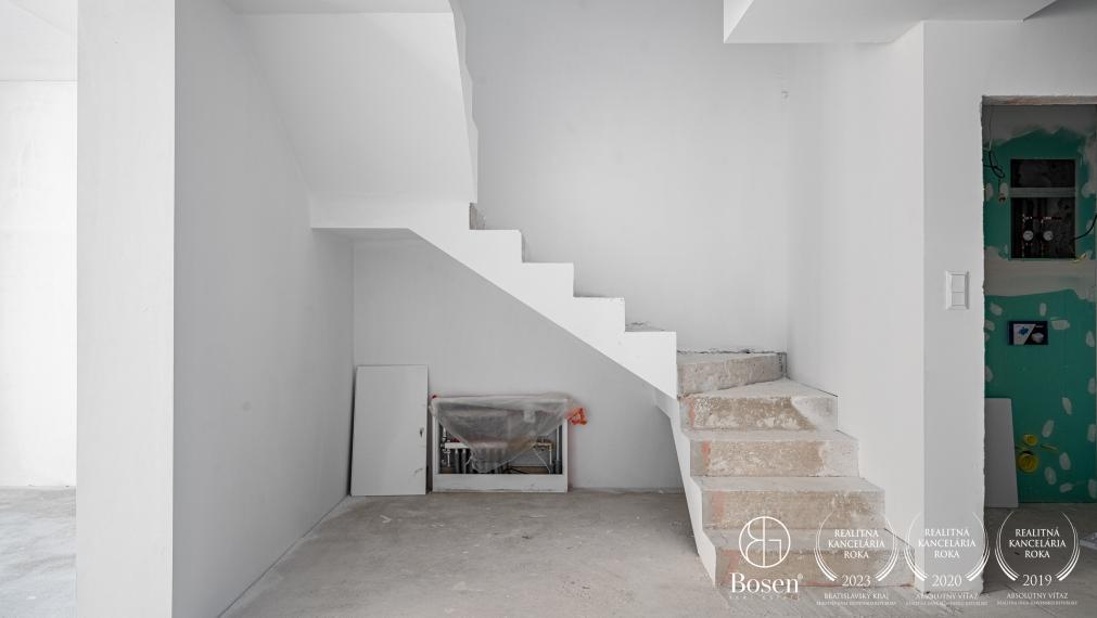 BOSEN | 3i mezonet so záhradkou v komornej rezidencii