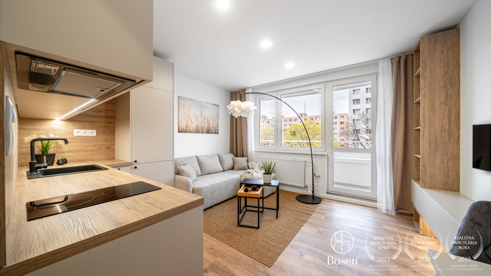 BOSEN | Kompletne zrekonštruovaná a zariadená garsónka s loggiou, 31,11 m², Petržalka, Blagoevova