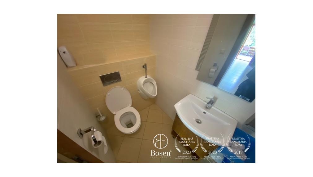 LOYALTERS | Predaj rekreačného domu s veľkým pozemkom, Zvolen – Červený Medokýš