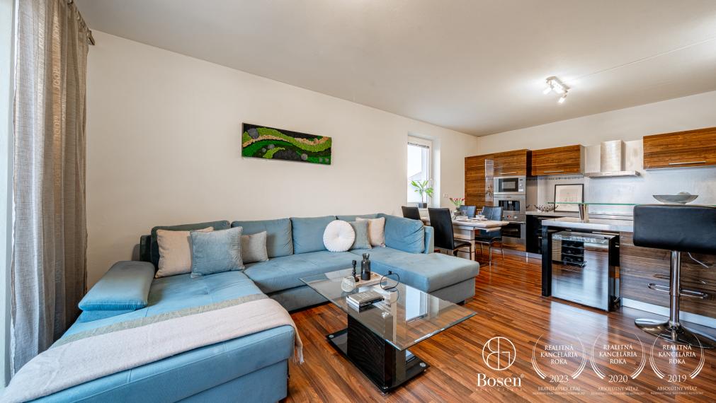 BOSEN|3-izb.byt s garážou, šatníkom a pracovňou v Bratislave