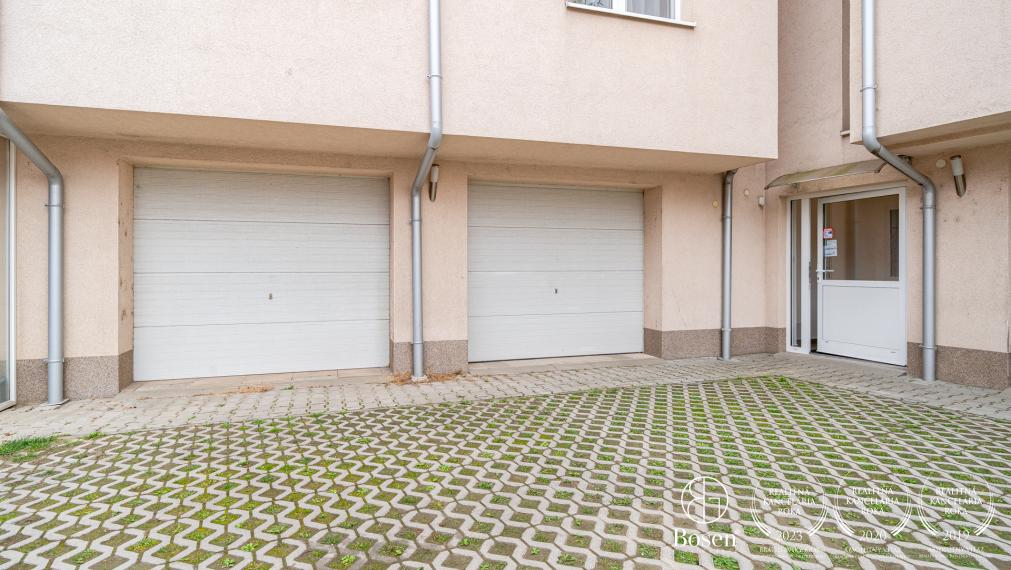BOSEN|3-izb.byt s garážou, šatníkom a pracovňou v Bratislave