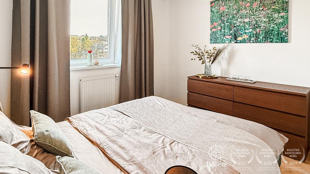 BOSEN | 2-izbový kompletne zariadený byt, Zvolen- RIVER