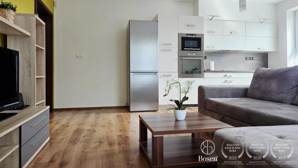 BOSEN | Priestranný 2-izbový byt na prenájom, Trnava, 53 m2